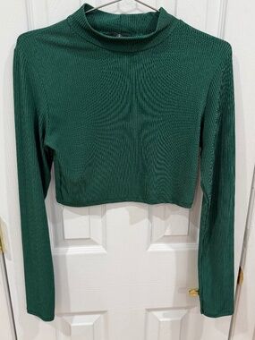 Green Long Sleeve Top